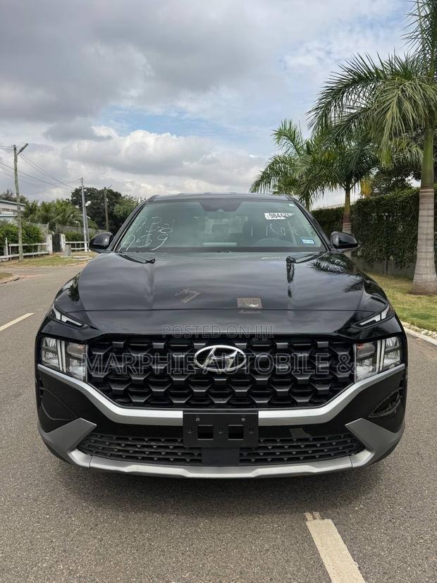 Hyundai Santa Fe SE 2023 Black