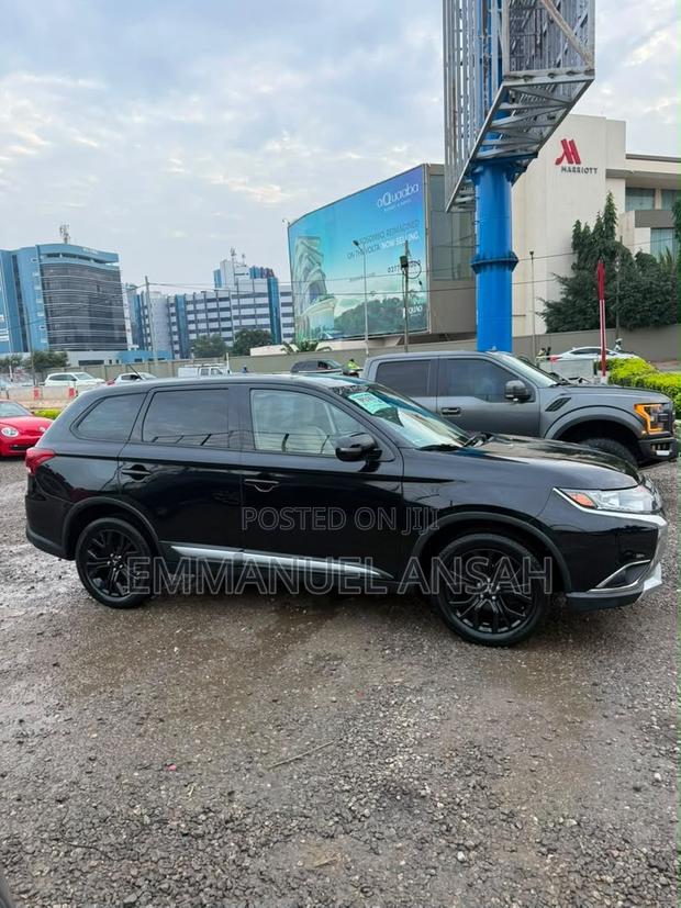 Mitsubishi Outlander ES AWC 2016 Black