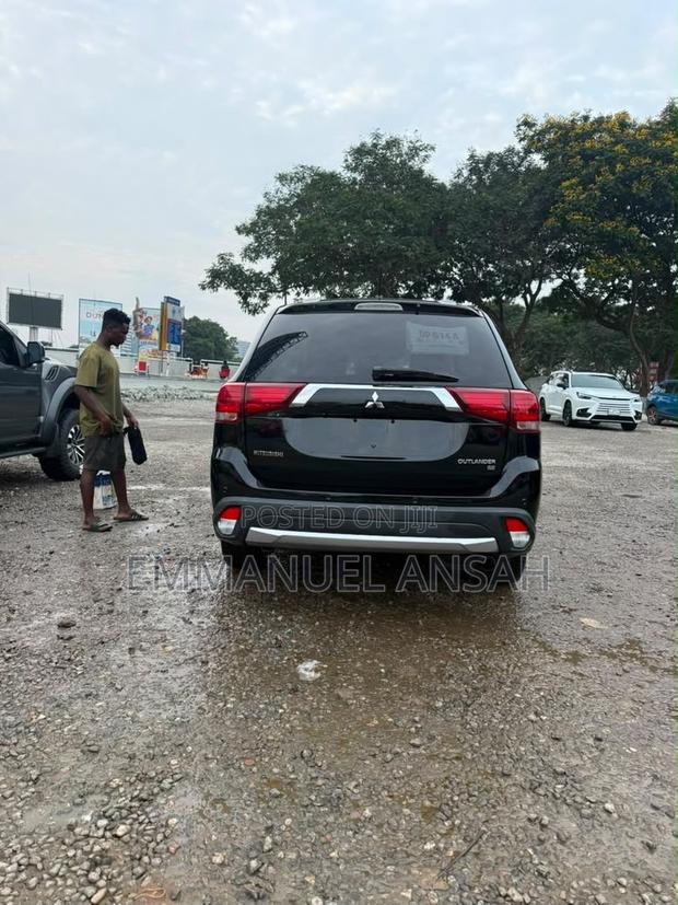 Mitsubishi Outlander ES AWC 2016 Black