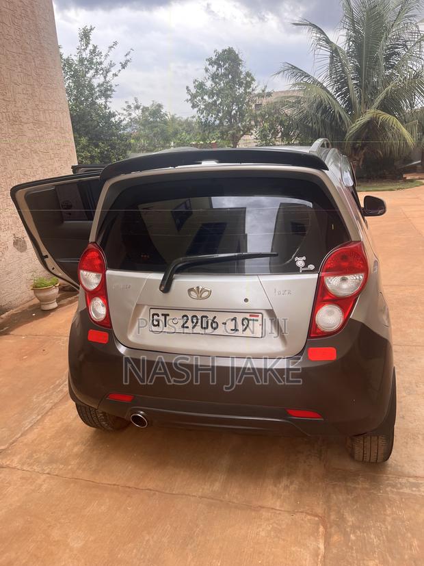 Chevrolet Spark Plus 2012 Gray