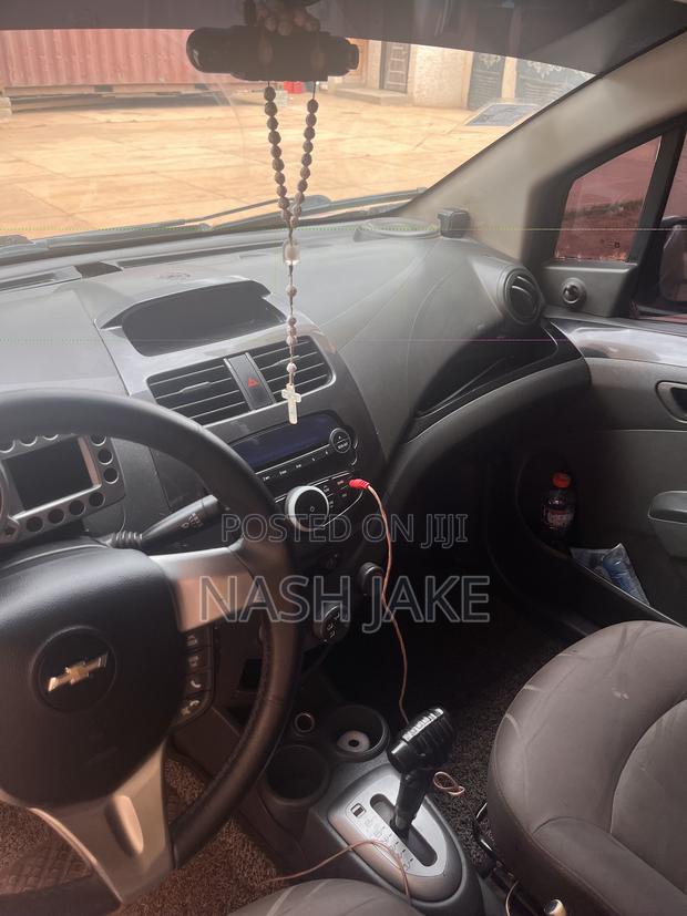 Chevrolet Spark Plus 2012 Gray