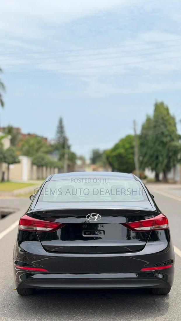 Hyundai Elantra SEL 2018 Black