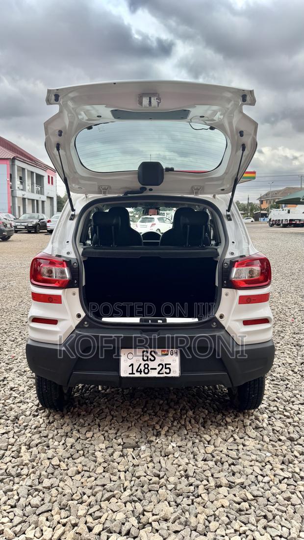 Suzuki S-Presso 2025 White