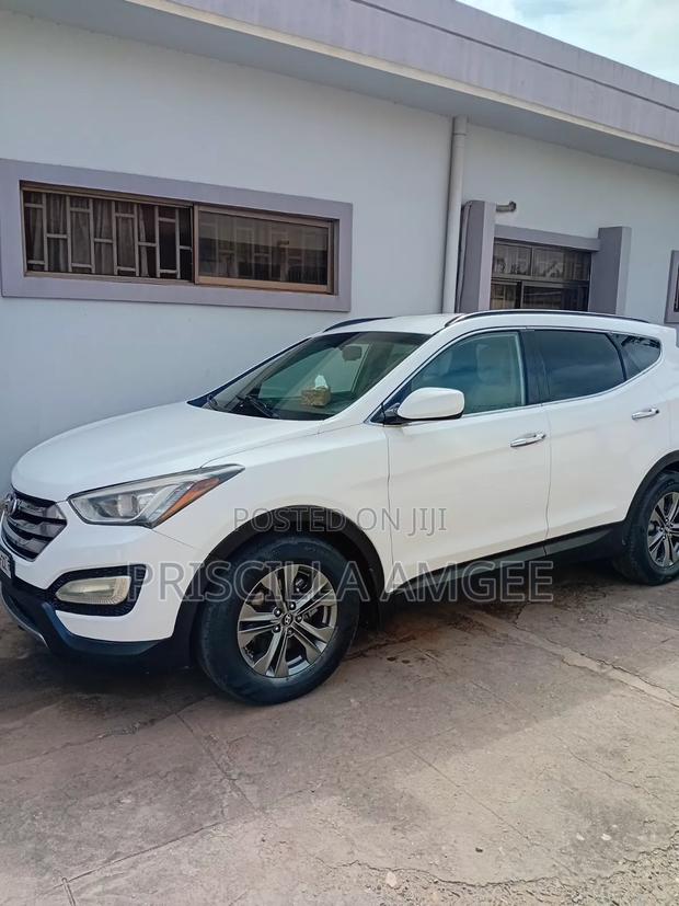 Hyundai Santa Fe 2015 White