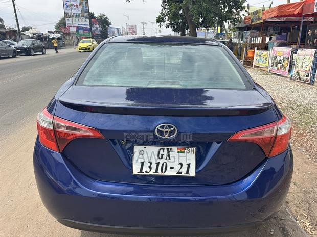 Toyota Corolla LE 4dr Sedan (1.8L 4cyl CVT) 2016 Blue