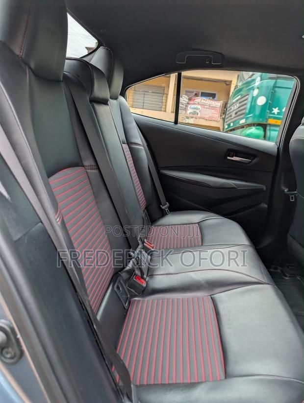 Toyota Corolla XSE 2024 Silver