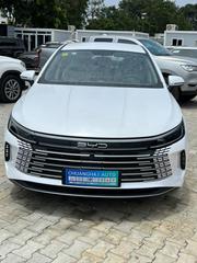 New BYD Destroyer 05 DM-i 1.5 Hybrid FWD 2025 White for sale