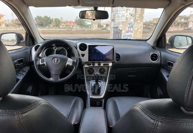 Pontiac Vibe 2007 Silver