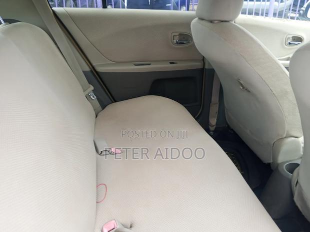 Toyota Vitz 2010 White