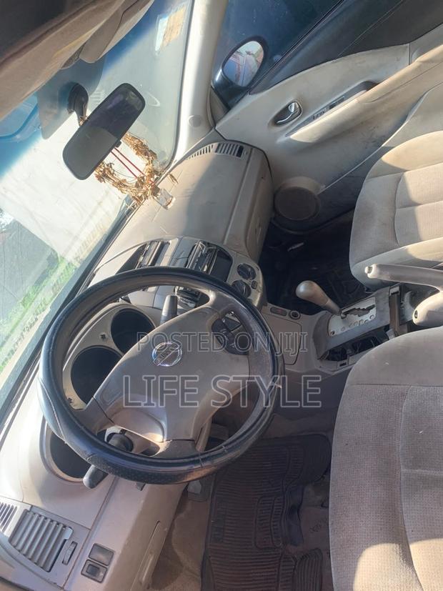 Nissan Altima 2005 Gold