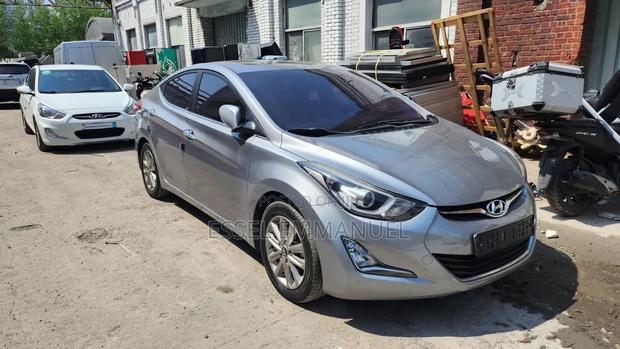 Hyundai Avante 2016 Gray