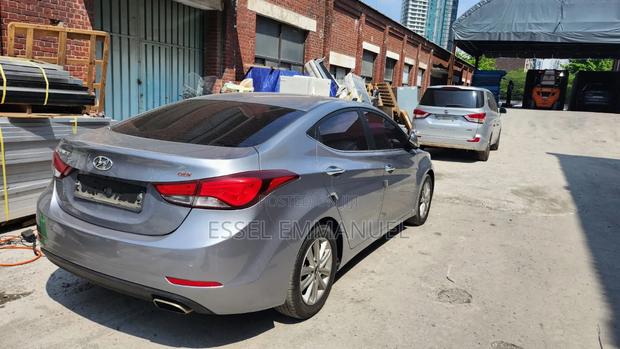 Hyundai Avante 2016 Gray