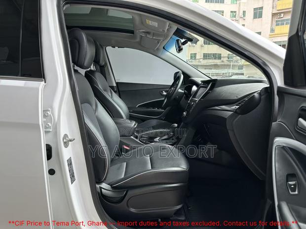 Hyundai Santa Fe Limited AWD 2017 White