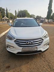 Hyundai Santa Fe 2017 White for sale