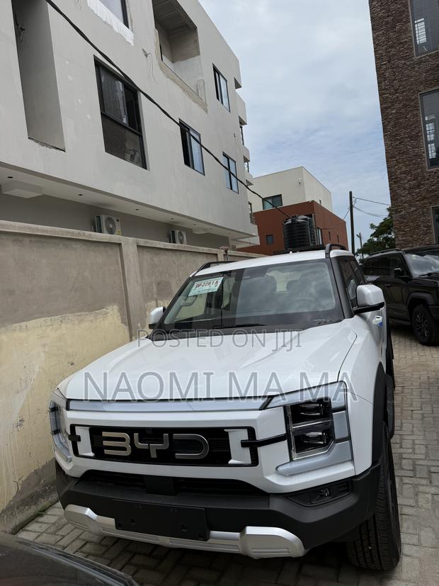 New BYD Shark 6 Performance Pickup 2026 White