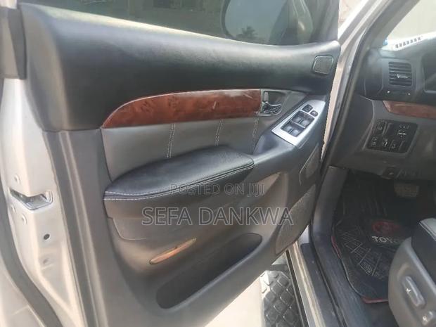 Toyota Land Cruiser Prado 2007 Silver
