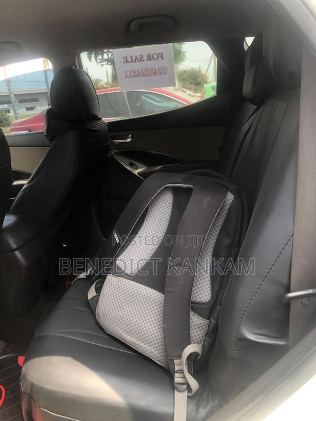 Hyundai Santa Fe GLS 4dr SUV AWD (3.3L 6cyl 6A) 2014 White