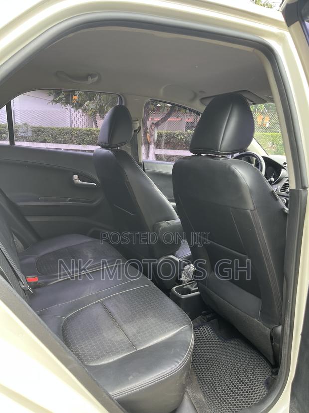 Kia Morning 2016 Beige
