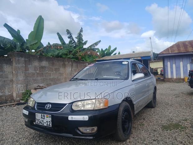 Toyota Corolla 2002 Silver