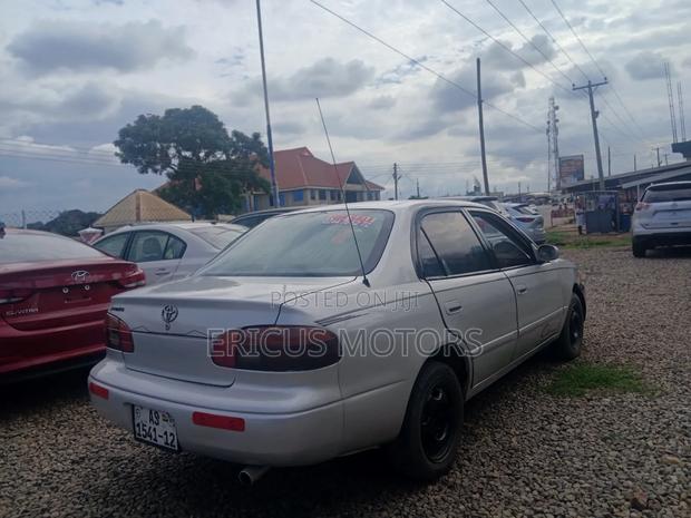 Toyota Corolla 2002 Silver