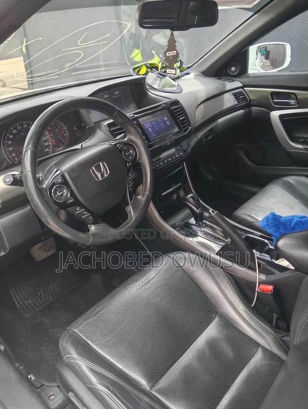 Honda Accord Sport SE 4dr Sedan FWD (2.4L 4cyl 2A) 2017 White