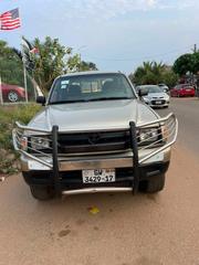 Toyota Hilux 2000 Silver for sale