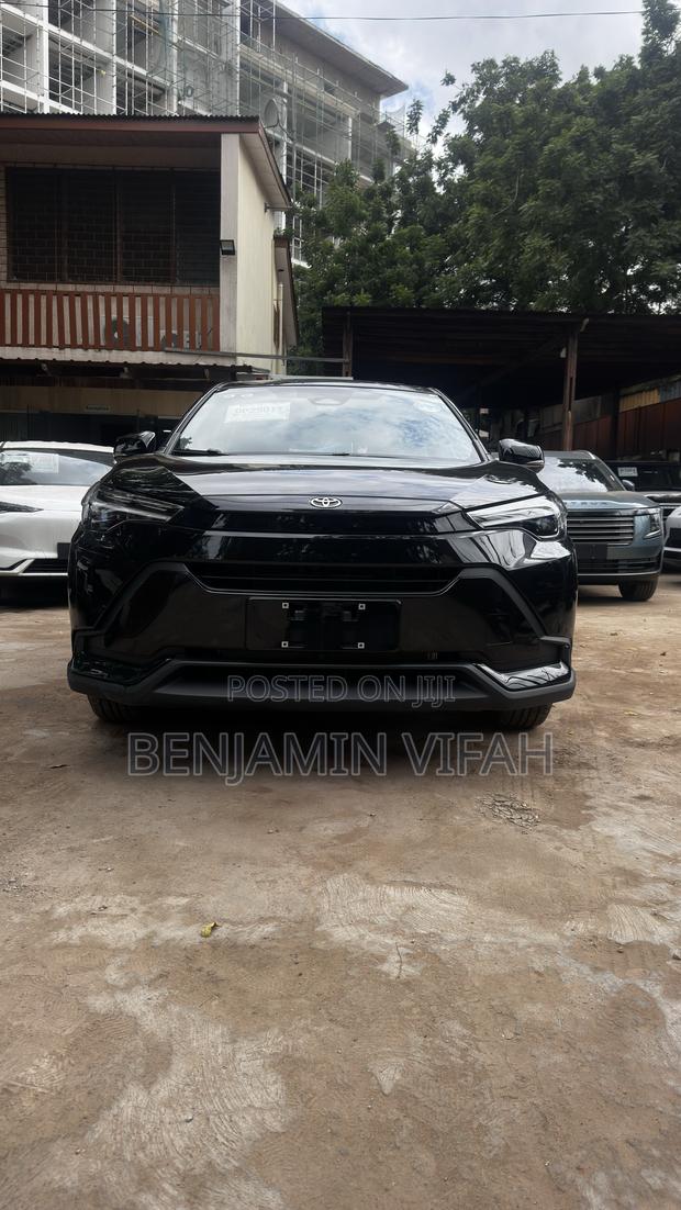 New Toyota Frontlander 2025 Black