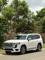Toyota Land Cruiser 2024 White for sale