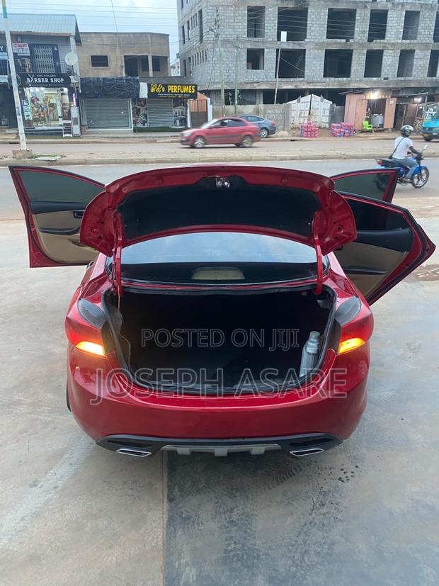 Hyundai Elantra 2014 Red