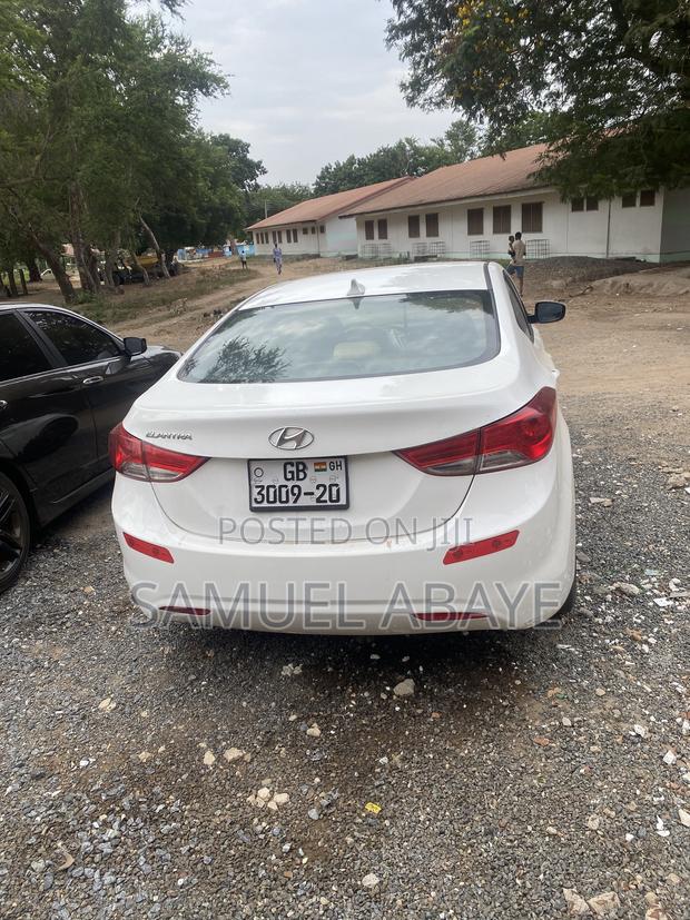 Hyundai Elantra 2013 White