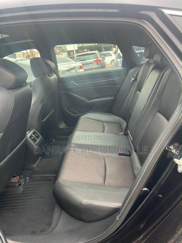 Honda Accord Sport (2.0L 4cyl Turbo 10A) 2019 Black