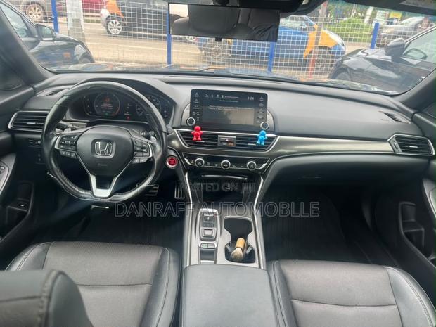 Honda Accord Sport (2.0L 4cyl Turbo 10A) 2019 Black