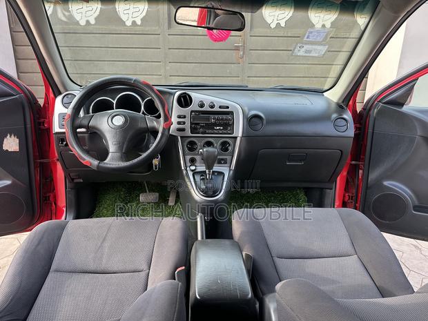 Pontiac Vibe 2010 Red