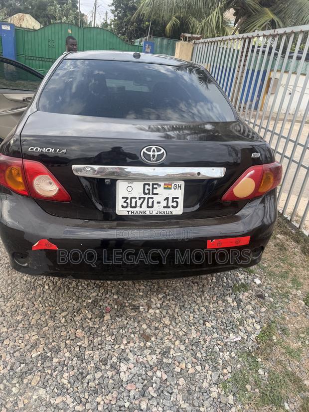 Toyota Corolla 2010 Black