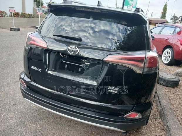 Toyota RAV4 2018 Black
