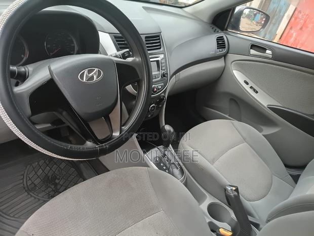 Hyundai Accent 2014 Silver
