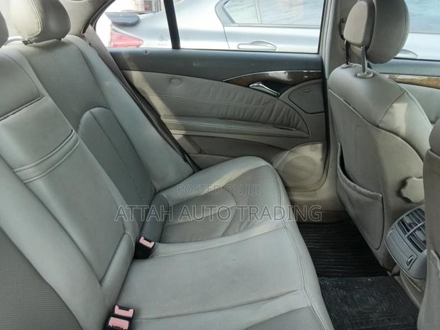 Mercedes-Benz E270 2009 Black