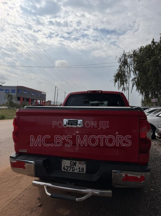Toyota Tundra 2014 Red