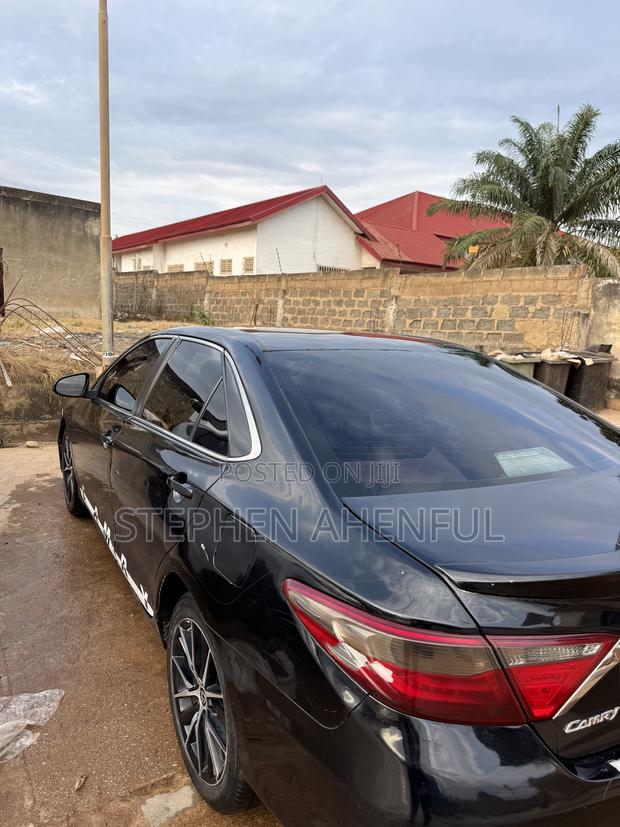 Toyota Camry SE 4dr Sedan (2.5L 4cyl 6A) 2016 Black