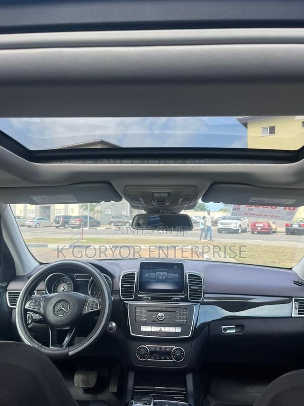 Mercedes-Benz GLE-Class 2016 Blue