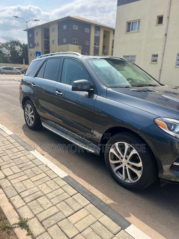 Mercedes-Benz GLE-Class 2016 Blue