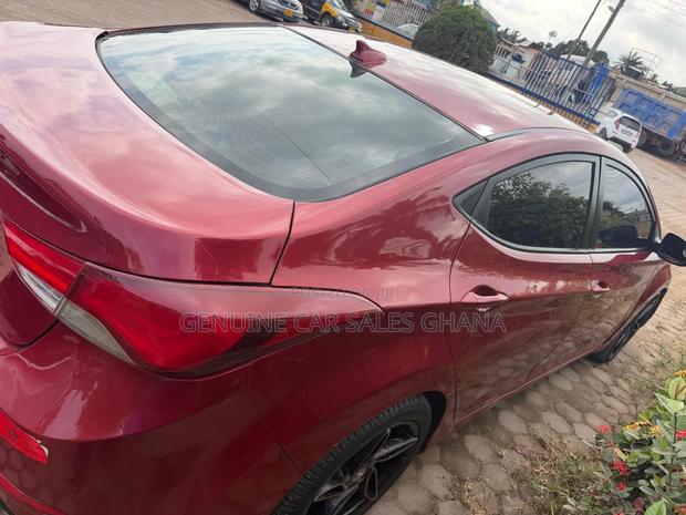 Hyundai Elantra Limited 4dr Sedan (1.8L 4cyl 6A) 2015 Red