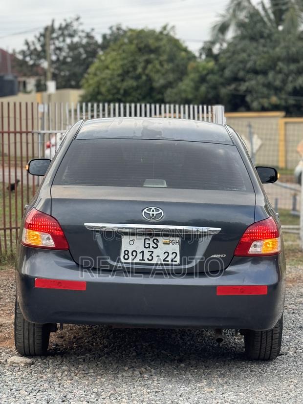 Toyota Belta 2012 Black