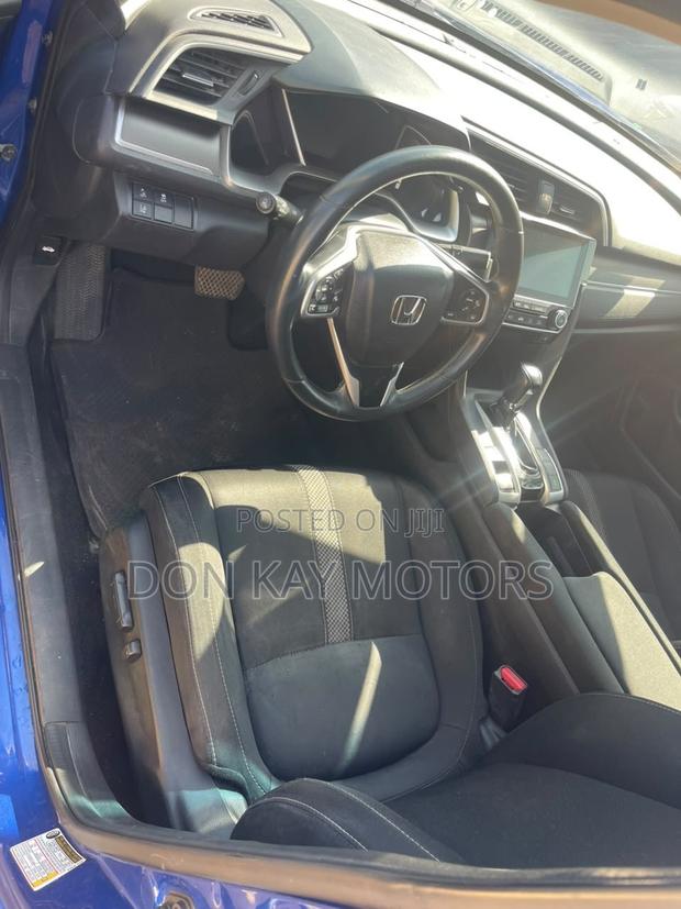 Honda Civic 2020 Blue