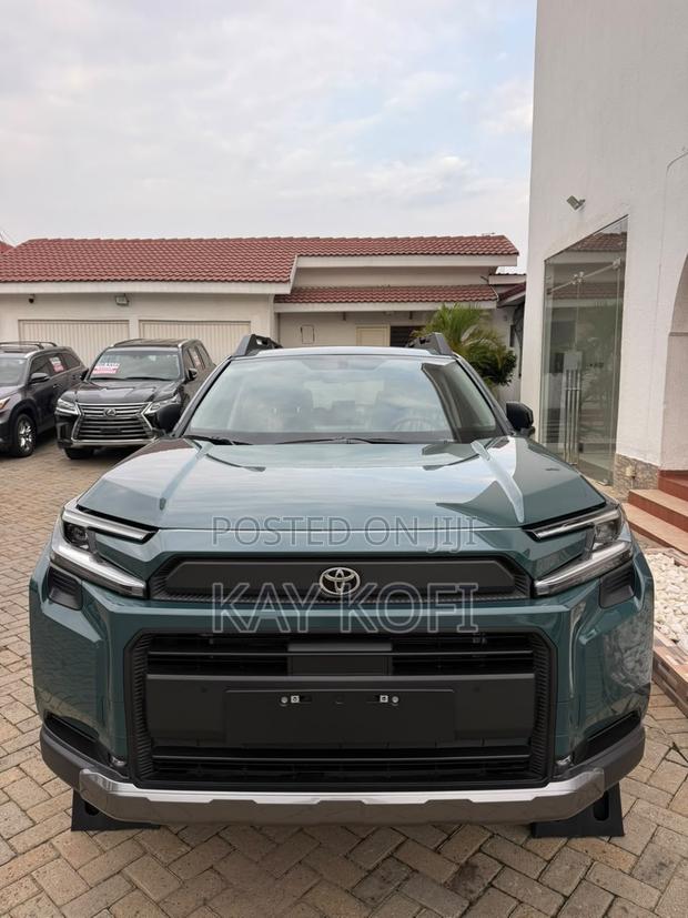 New Toyota RAV4 XSE 2026 Green