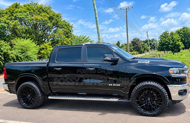 Dodge RAM 2025 Black