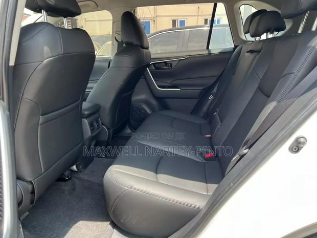 New Toyota RAV4 2025 White