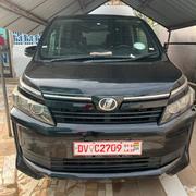 Toyota Voxy V 2WD 7-Seater 2014 Blue for sale