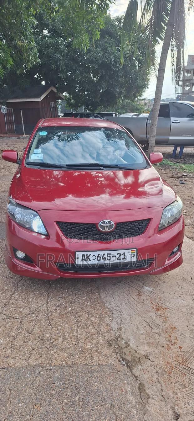 Toyota Corolla 2010 Red