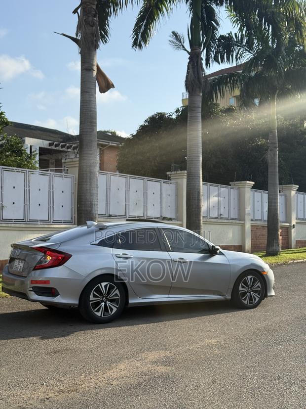 Honda Civic EX-T Sedan 2018 Silver